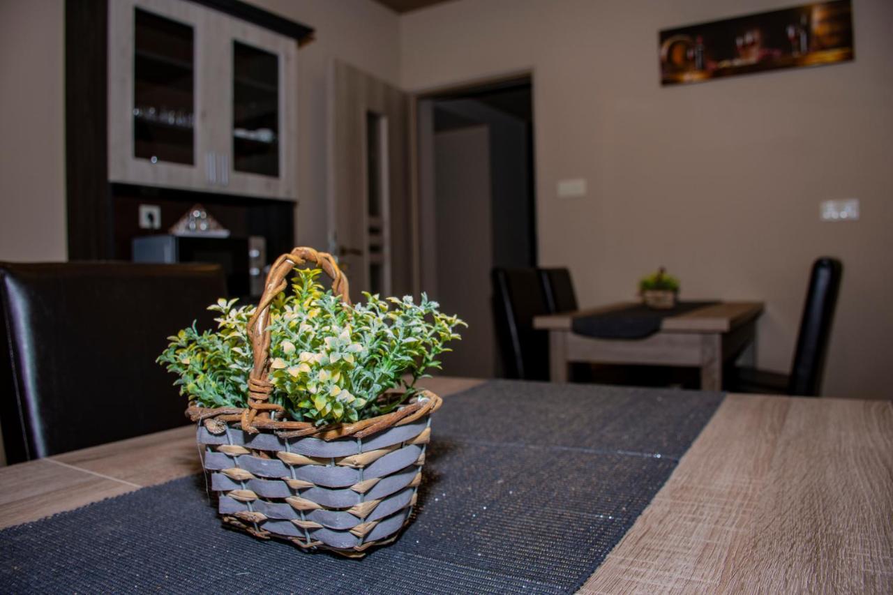 Aranyfuert Vendeghaz Hotel Tokaj Bagian luar foto